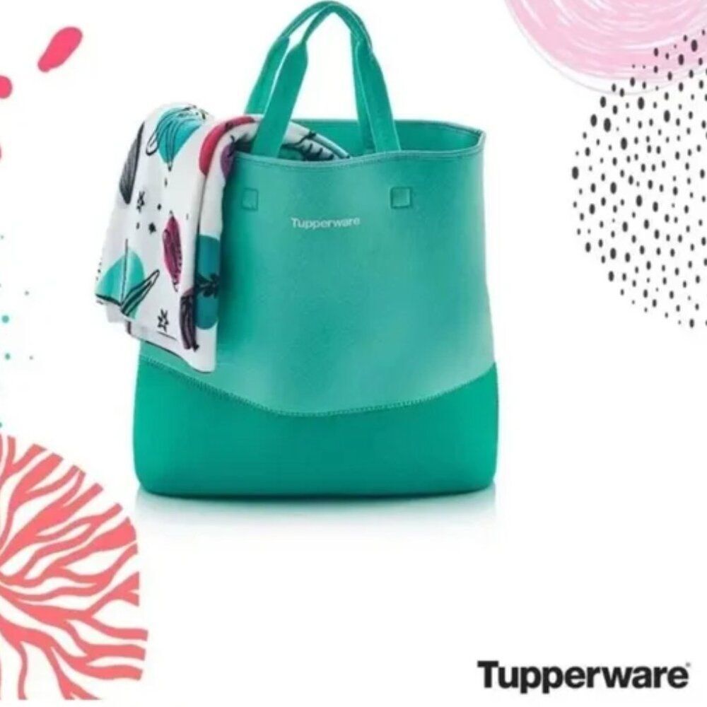 NWT Tupperware Green Neoprene Tote Bag